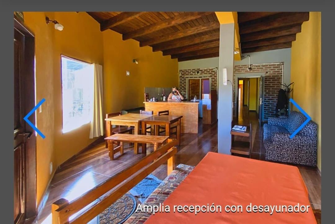 Hostel El Salto El Chalten Bagian luar foto